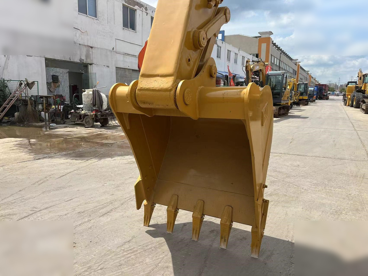 Crawler excavator CATERPILLAR 320CL: picture 6 Crawler excavator CATERPILLAR 320CL: picture 6