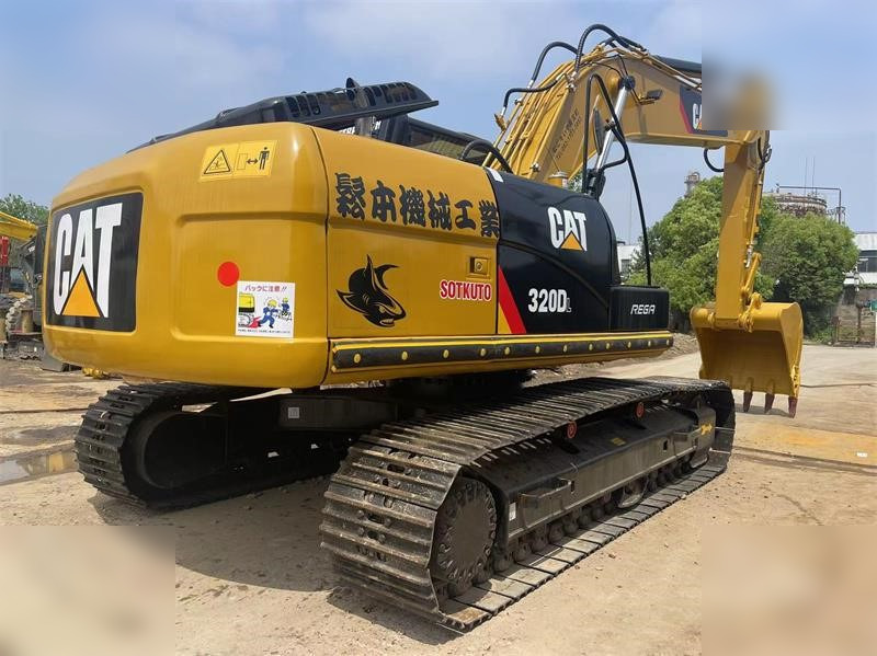 CATERPILLAR 320DL - Crawler excavator: picture 2 CATERPILLAR 320DL - Crawler excavator: picture 2