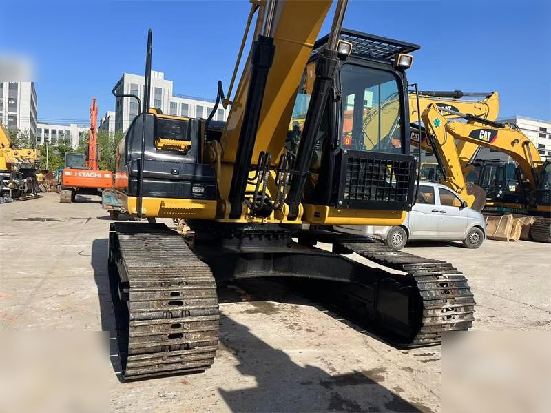 CATERPILLAR 324DL - Crawler excavator: picture 4 CATERPILLAR 324DL - Crawler excavator: picture 4