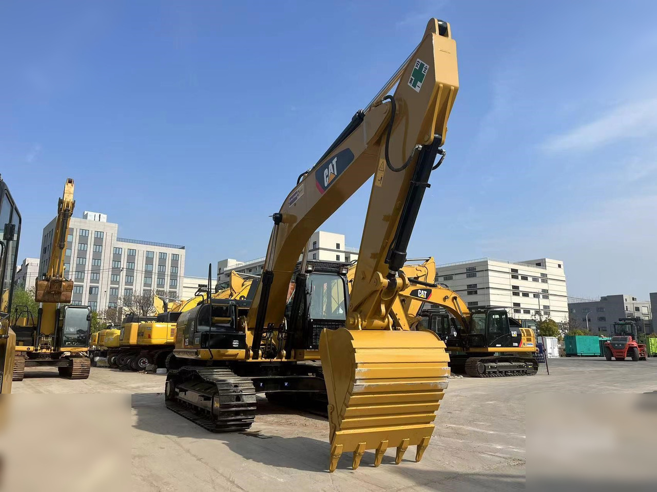 CATERPILLAR 325DL - Crawler excavator: picture 3 CATERPILLAR 325DL - Crawler excavator: picture 3