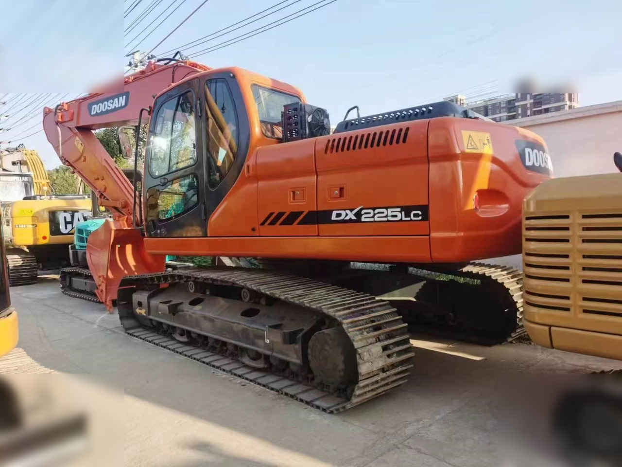 DOOSAN DX225 LC-5 - Crawler excavator: picture 1 DOOSAN DX225 LC-5 - Crawler excavator: picture 1