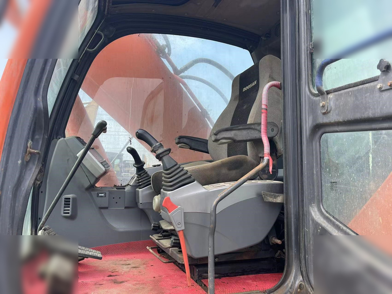 Crawler excavator DOOSAN DX225 LCA: picture 6 Crawler excavator DOOSAN DX225 LCA: picture 6