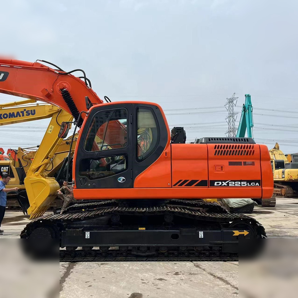 DOOSAN DX225 LCA - Crawler excavator: picture 4 DOOSAN DX225 LCA - Crawler excavator: picture 4