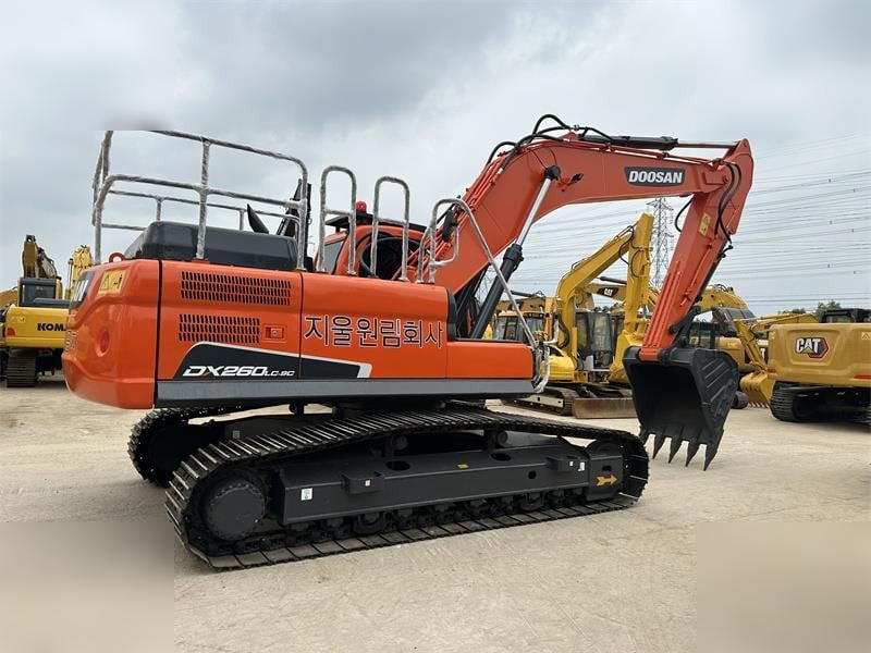 DOOSAN DX260 LC - Crawler excavator: picture 2 DOOSAN DX260 LC - Crawler excavator: picture 2