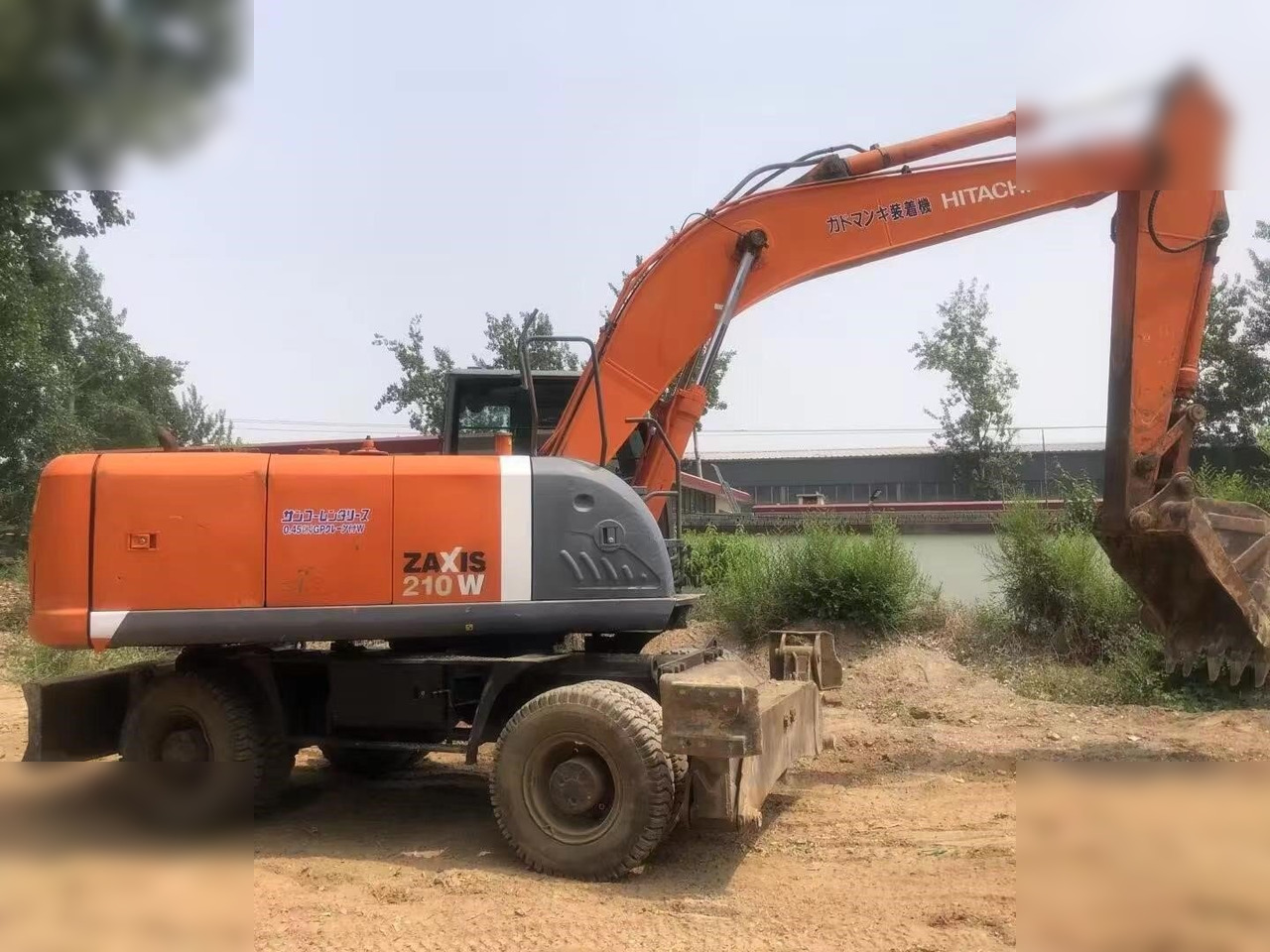 HITACHI ZX210W - Wheel excavator: picture 2 HITACHI ZX210W - Wheel excavator: picture 2