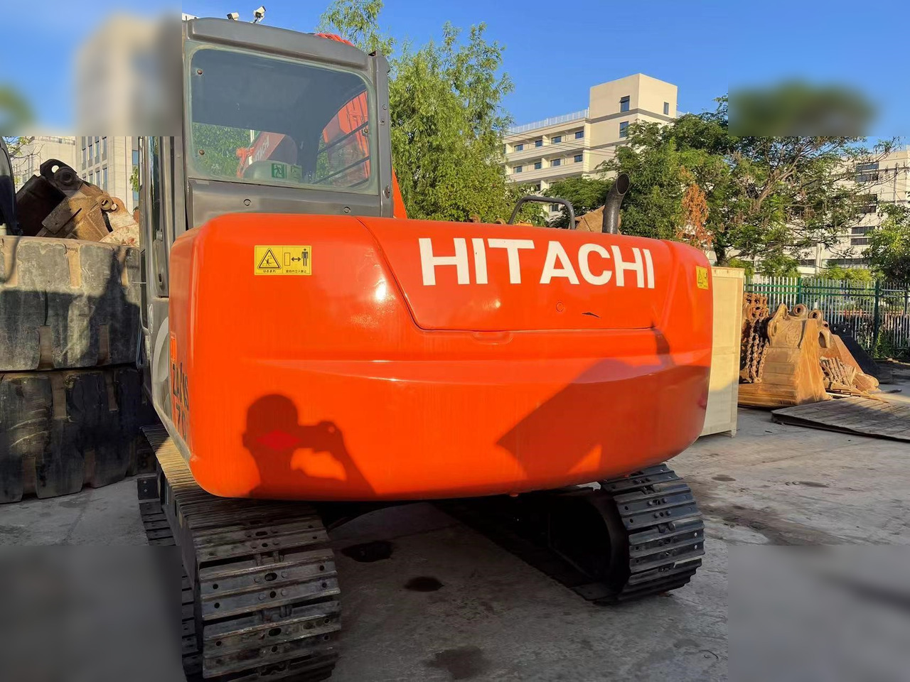 HITACHI ZX70 - Crawler excavator: picture 2 HITACHI ZX70 - Crawler excavator: picture 2