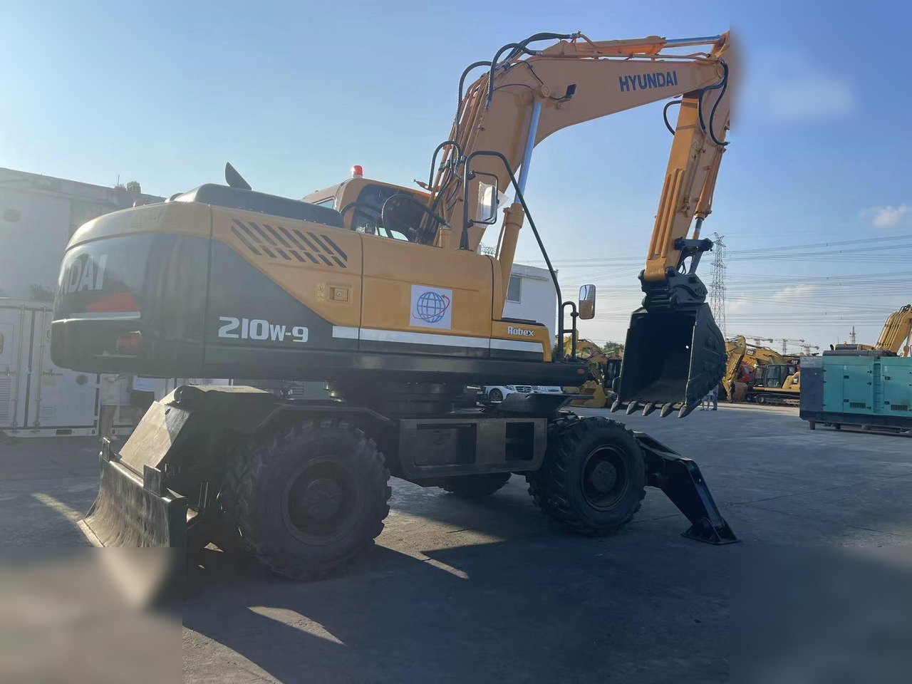 HYUNDAI ROBEX 210W-9S - Wheel excavator: picture 2 HYUNDAI ROBEX 210W-9S - Wheel excavator: picture 2