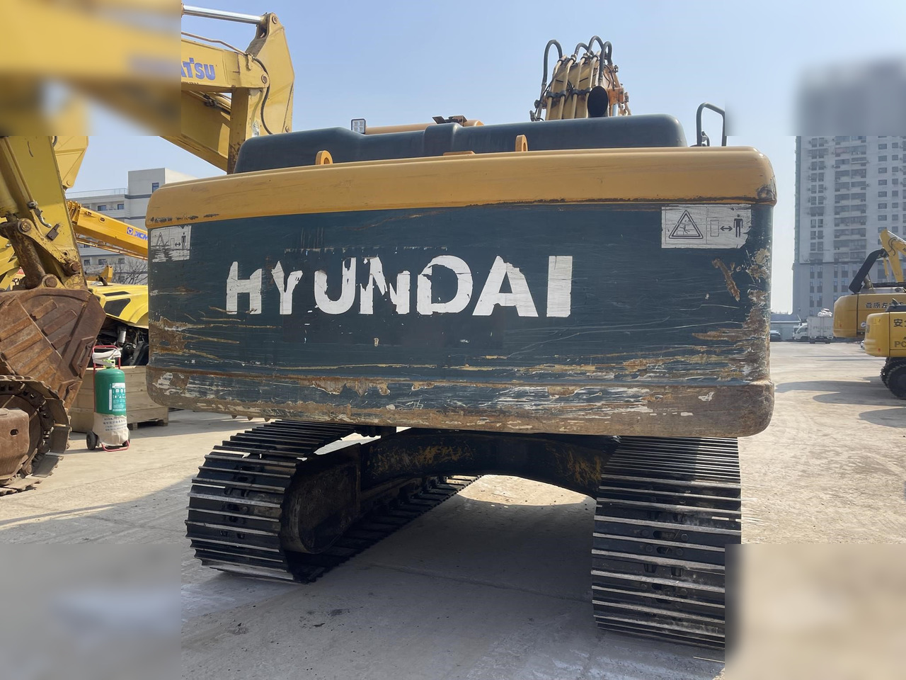 HYUNDAI ROBEX 220 LC-9S - Crawler excavator: picture 5 HYUNDAI ROBEX 220 LC-9S - Crawler excavator: picture 5