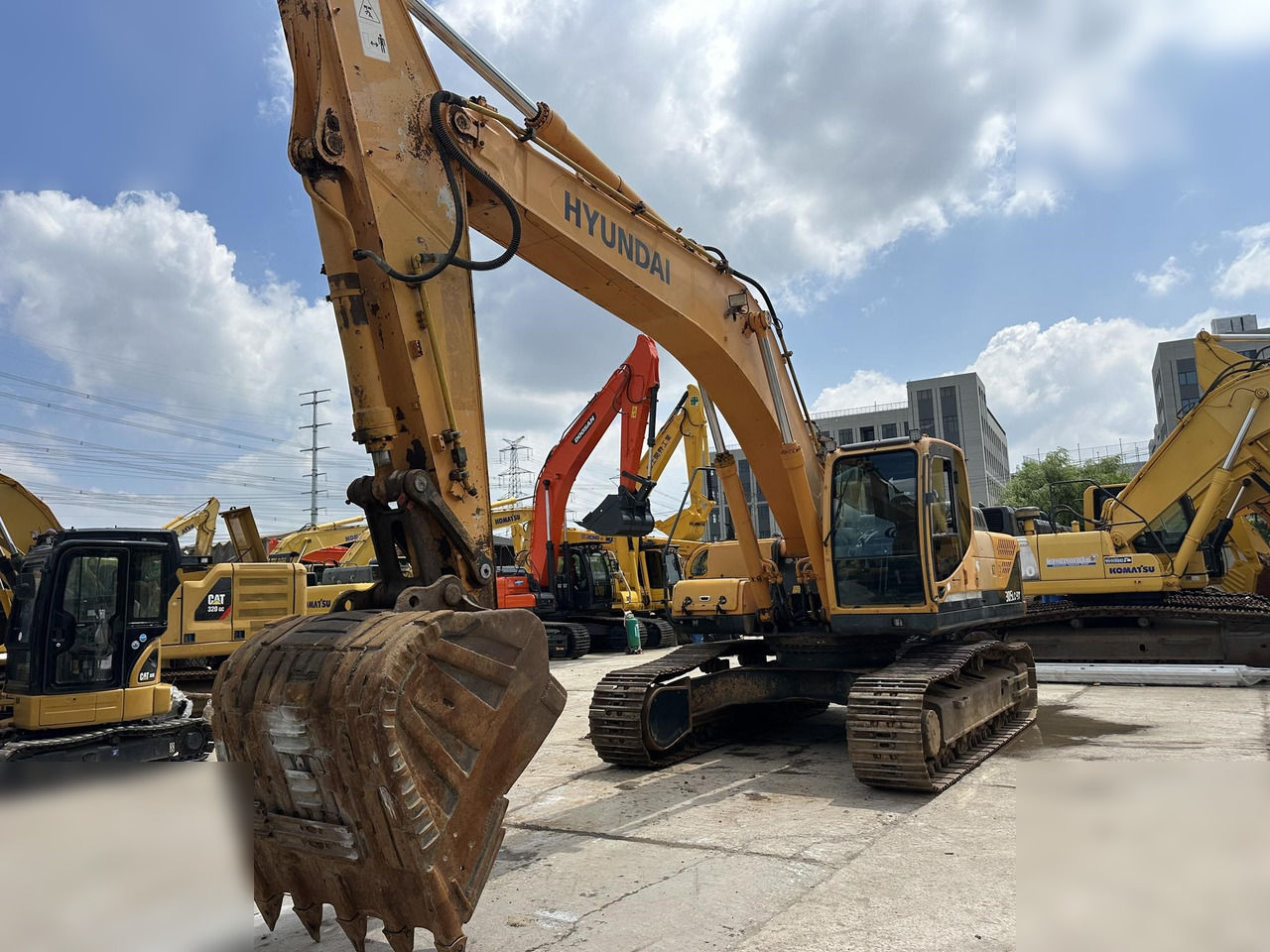 HYUNDAI ROBEX 305 LC-7 - Crawler excavator: picture 4 HYUNDAI ROBEX 305 LC-7 - Crawler excavator: picture 4