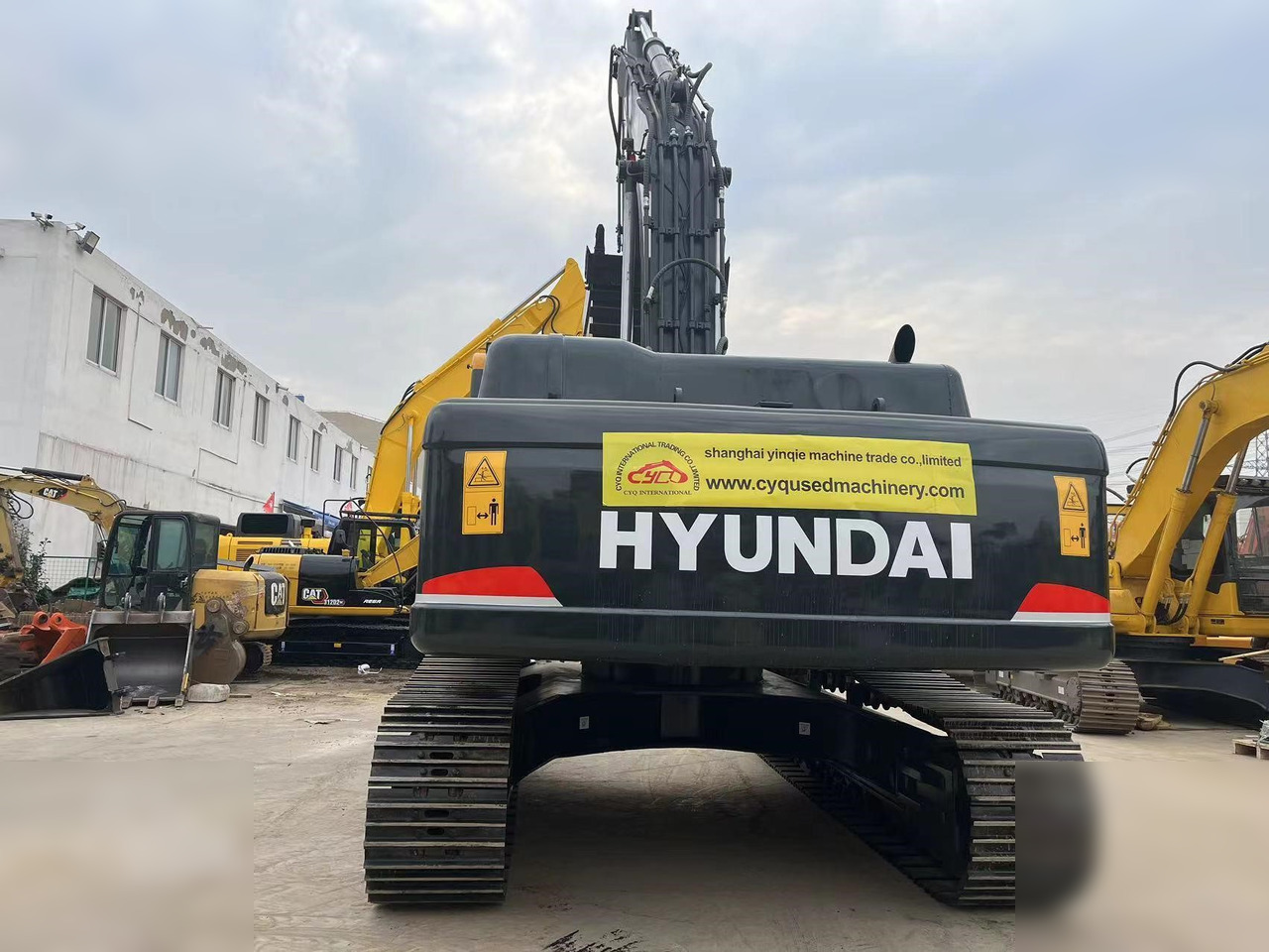 HYUNDAI ROBEX 305 LC-9T - Crawler excavator: picture 5 HYUNDAI ROBEX 305 LC-9T - Crawler excavator: picture 5