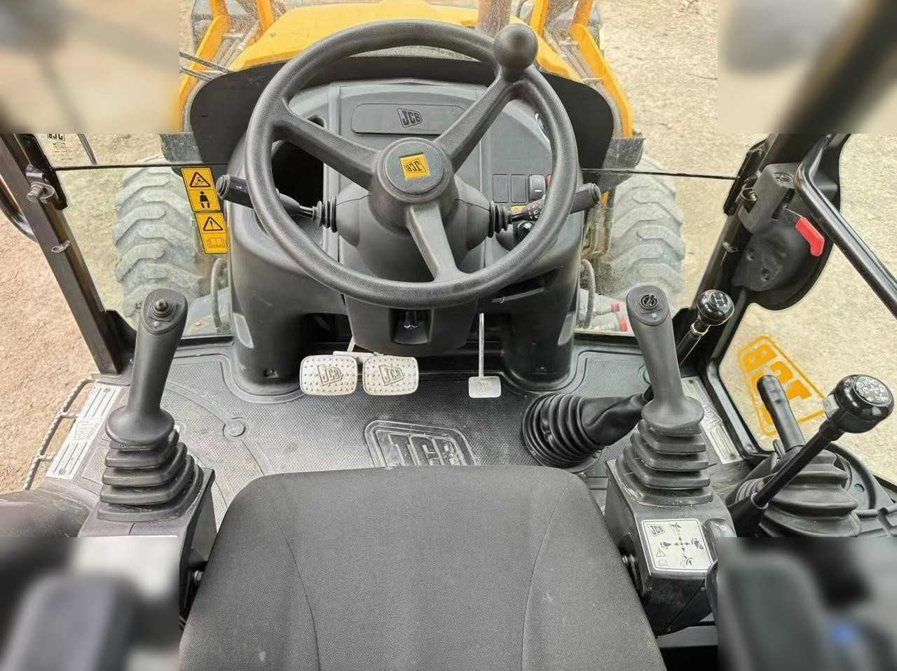 JCB 3CX - Backhoe loader: picture 3 JCB 3CX - Backhoe loader: picture 3