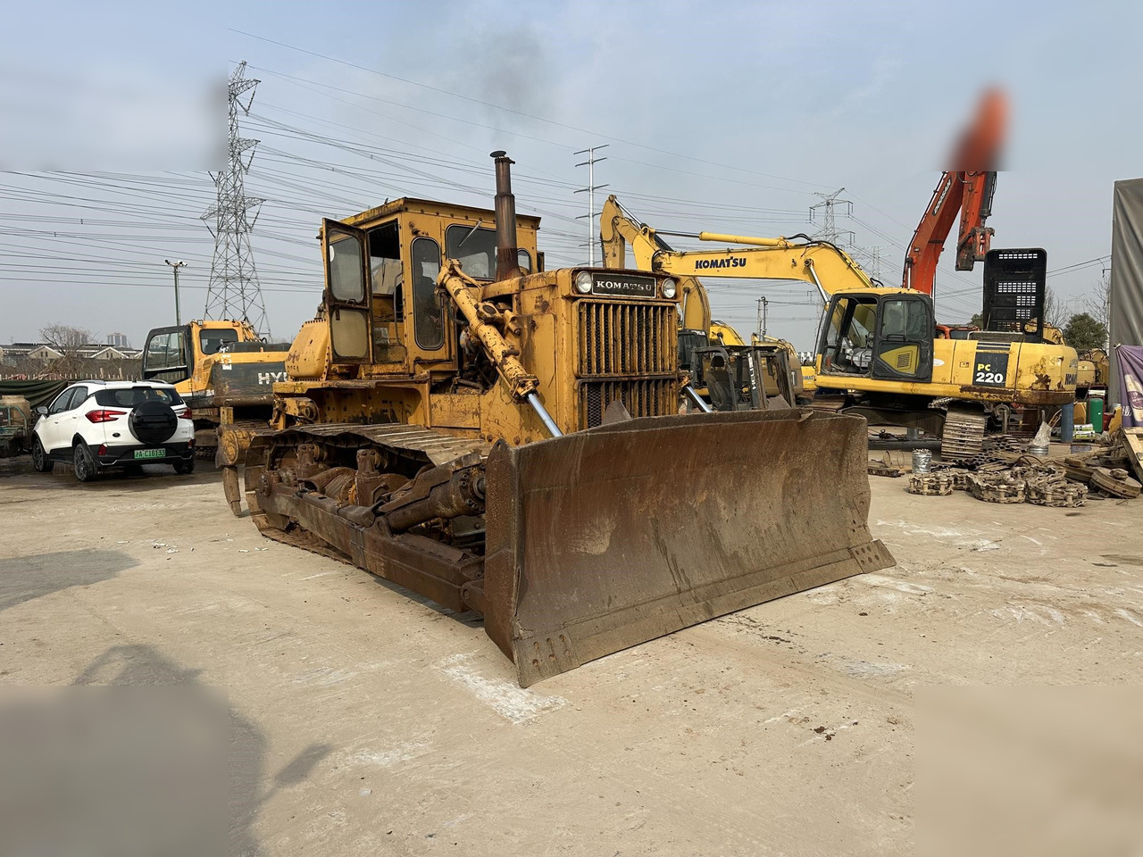 KOMATSU D85-18 - Bulldozer: picture 2 KOMATSU D85-18 - Bulldozer: picture 2