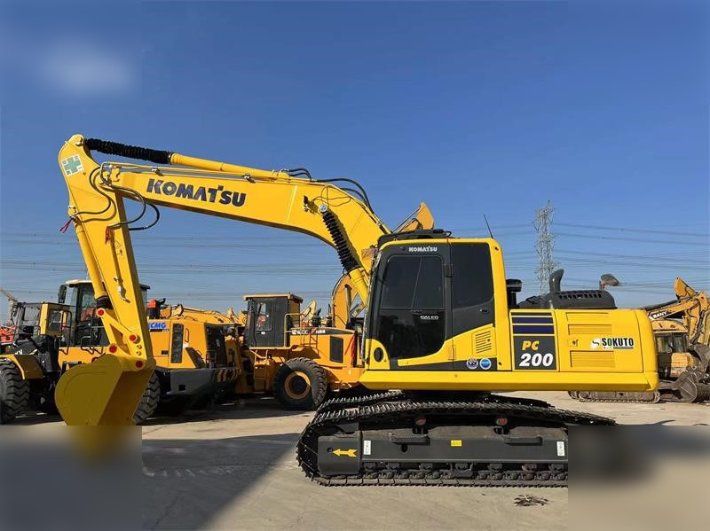 KOMATSU PC200-8N1 - Crawler excavator: picture 1 KOMATSU PC200-8N1 - Crawler excavator: picture 1