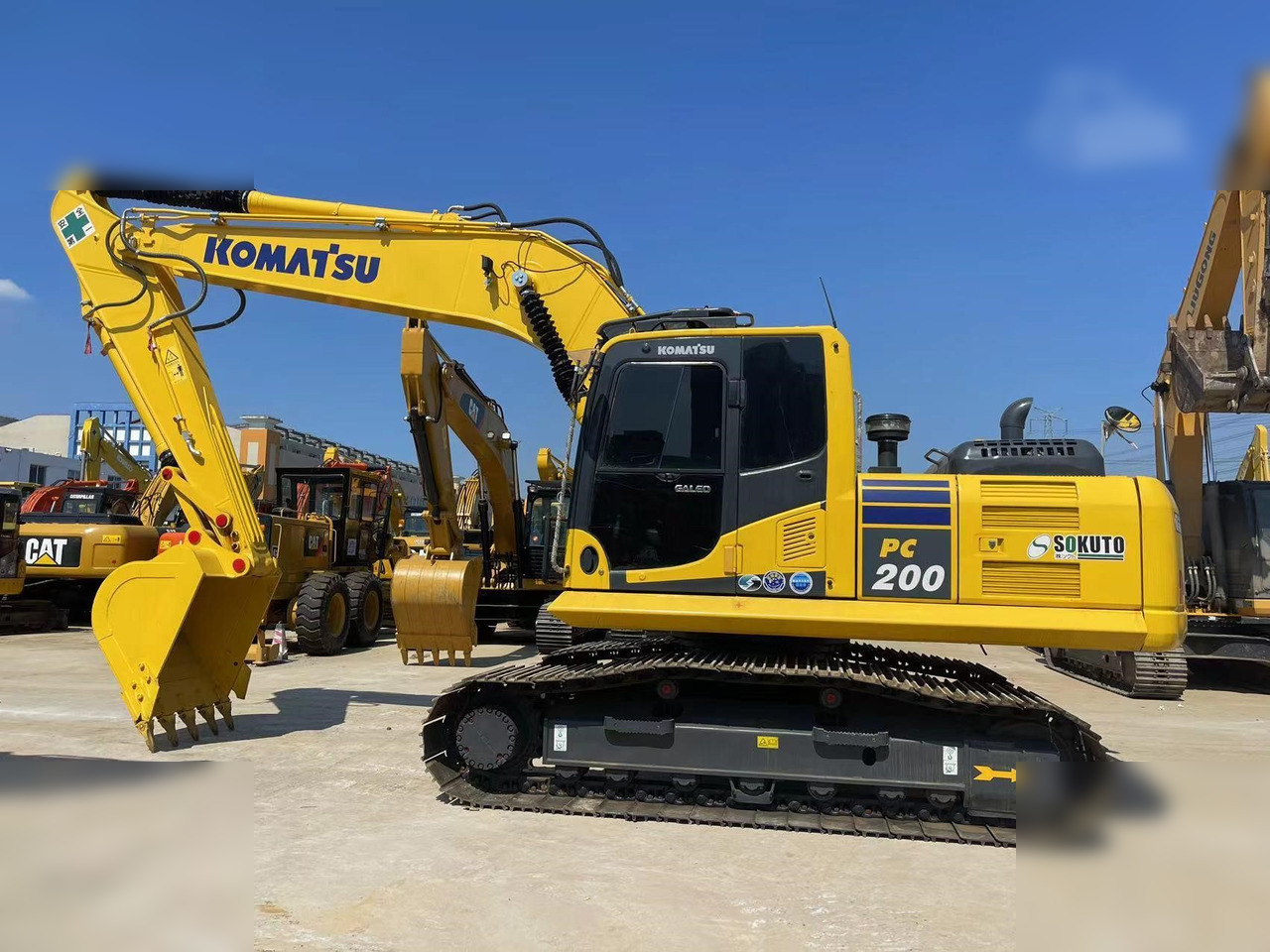 KOMATSU PC200-8N1 - Crawler excavator: picture 1 KOMATSU PC200-8N1 - Crawler excavator: picture 1