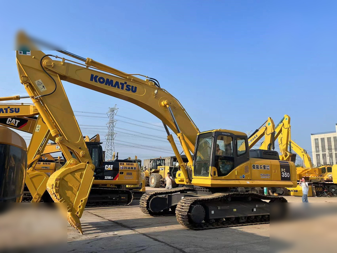 KOMATSU PC350-7 - Crawler excavator: picture 2 KOMATSU PC350-7 - Crawler excavator: picture 2