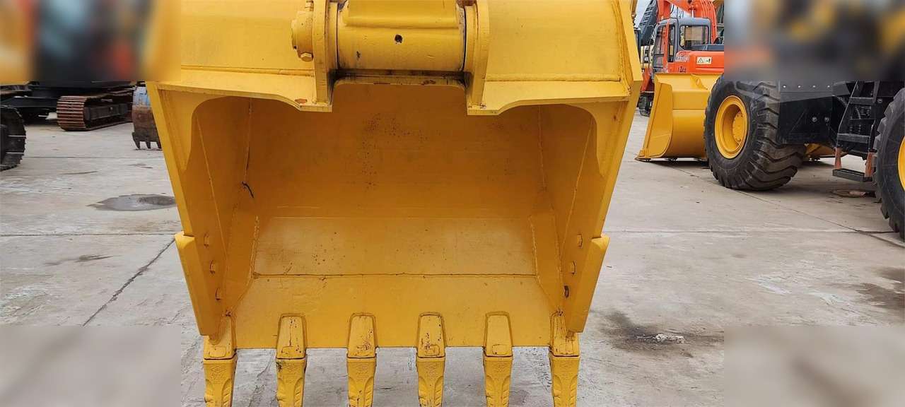 KOMATSU PC360-7 - Crawler excavator: picture 3 KOMATSU PC360-7 - Crawler excavator: picture 3