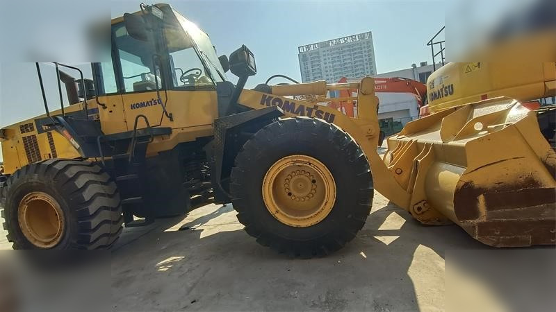 KOMATSU WA380Z-6 - Wheel loader: picture 4 KOMATSU WA380Z-6 - Wheel loader: picture 4