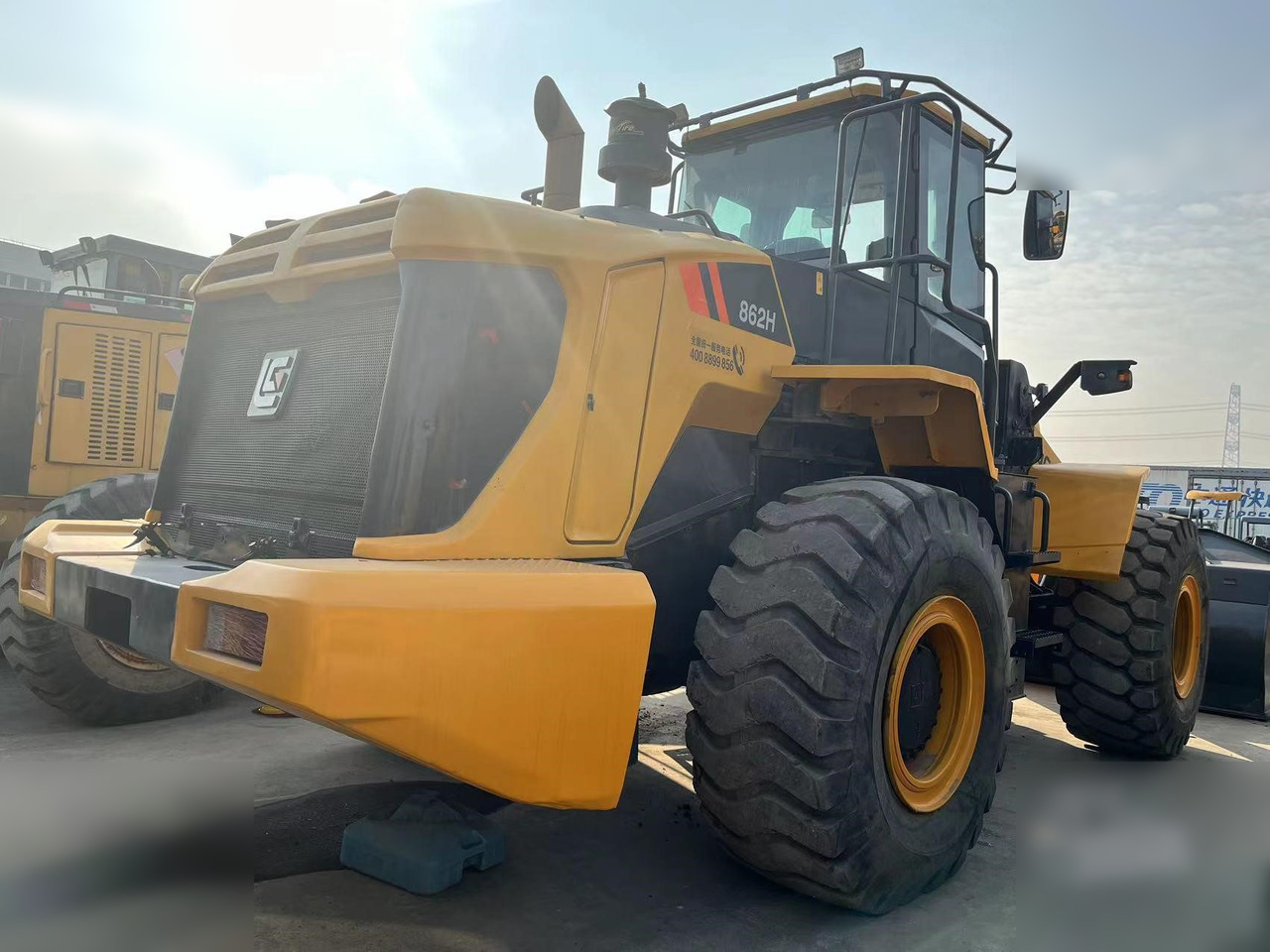 LIUGONG 862H - Wheel loader: picture 2 LIUGONG 862H - Wheel loader: picture 2