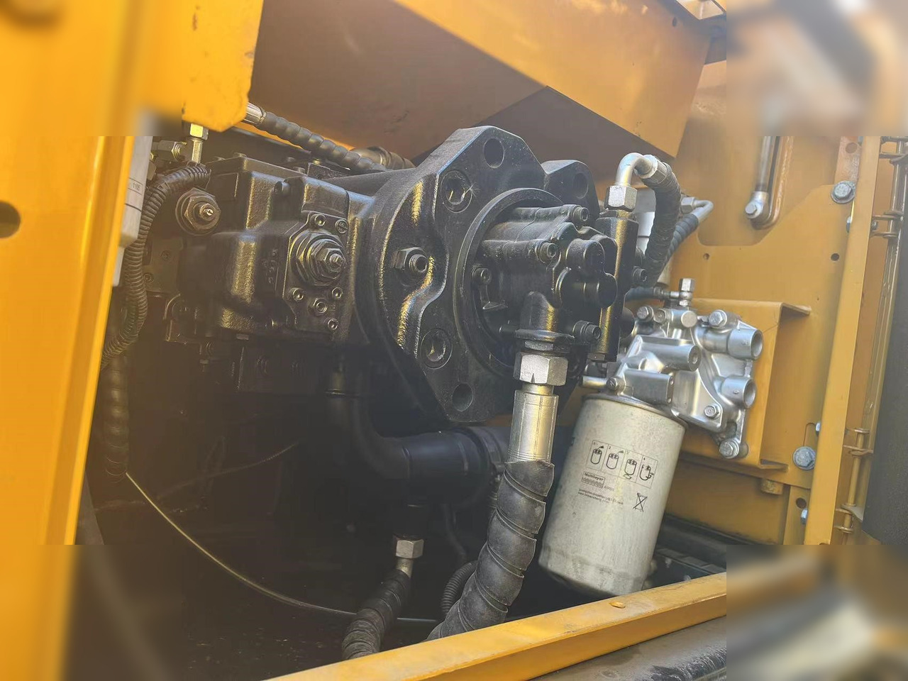 SANY SY215C - Crawler excavator: picture 3 SANY SY215C - Crawler excavator: picture 3