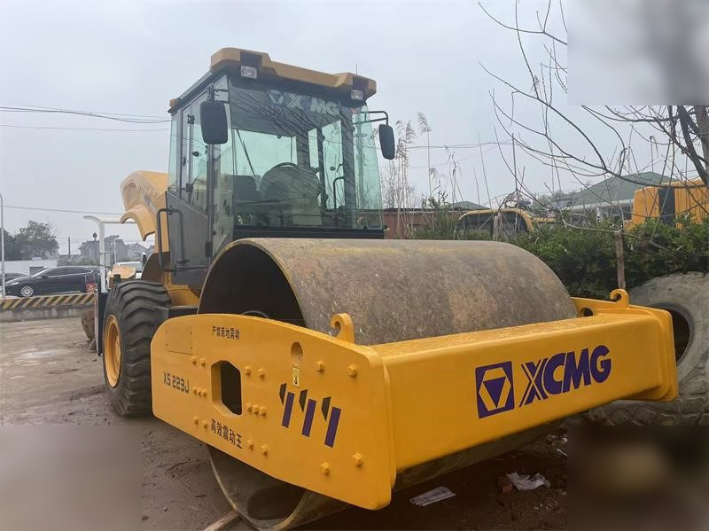 XCMG XS223J - Roller: picture 2 XCMG XS223J - Roller: picture 2