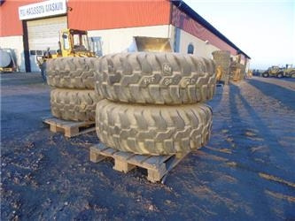 Däck + fälg 445-80-25  - Wheel and tire package for Construction machinery: picture 1 Däck + fälg 445-80-25  - Wheel and tire package for Construction machinery: picture 1