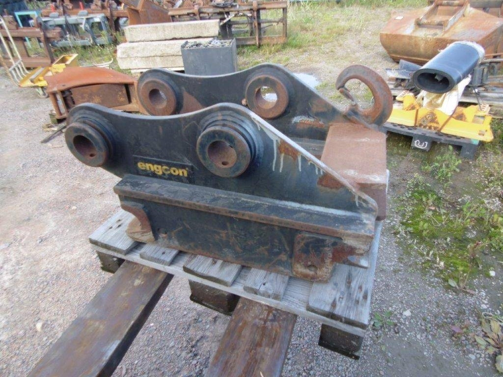 Engcon snabbfäste till Hitachi 210 - Quick coupler for Construction machinery: picture 2 Engcon snabbfäste till Hitachi 210 - Quick coupler for Construction machinery: picture 2