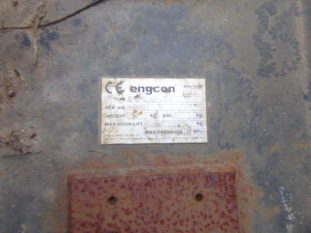 Fäste passande Hitachi 210 - Quick coupler for Construction machinery: picture 2 Fäste passande Hitachi 210 - Quick coupler for Construction machinery: picture 2