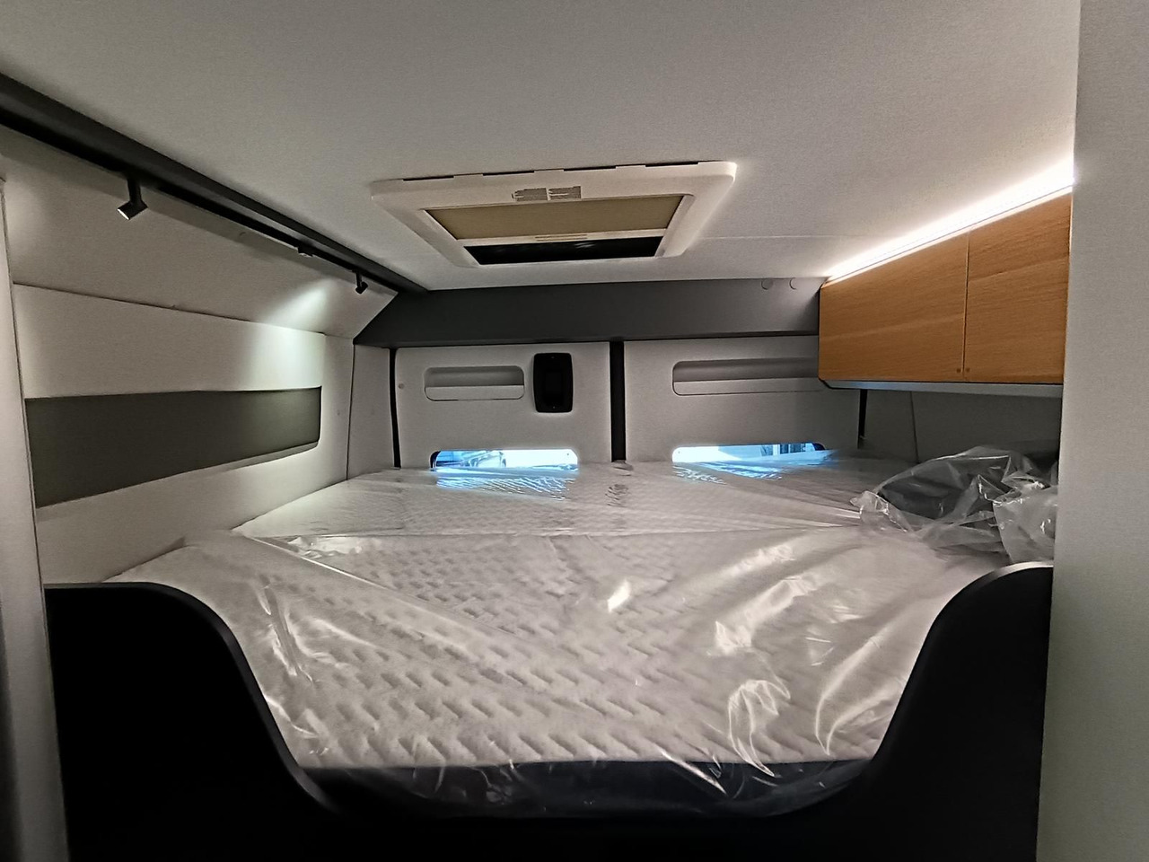 Camper van Adria Twin Twin 600 SPB Family*SAFETY*STYLE*DAB*SOFORT: picture 16