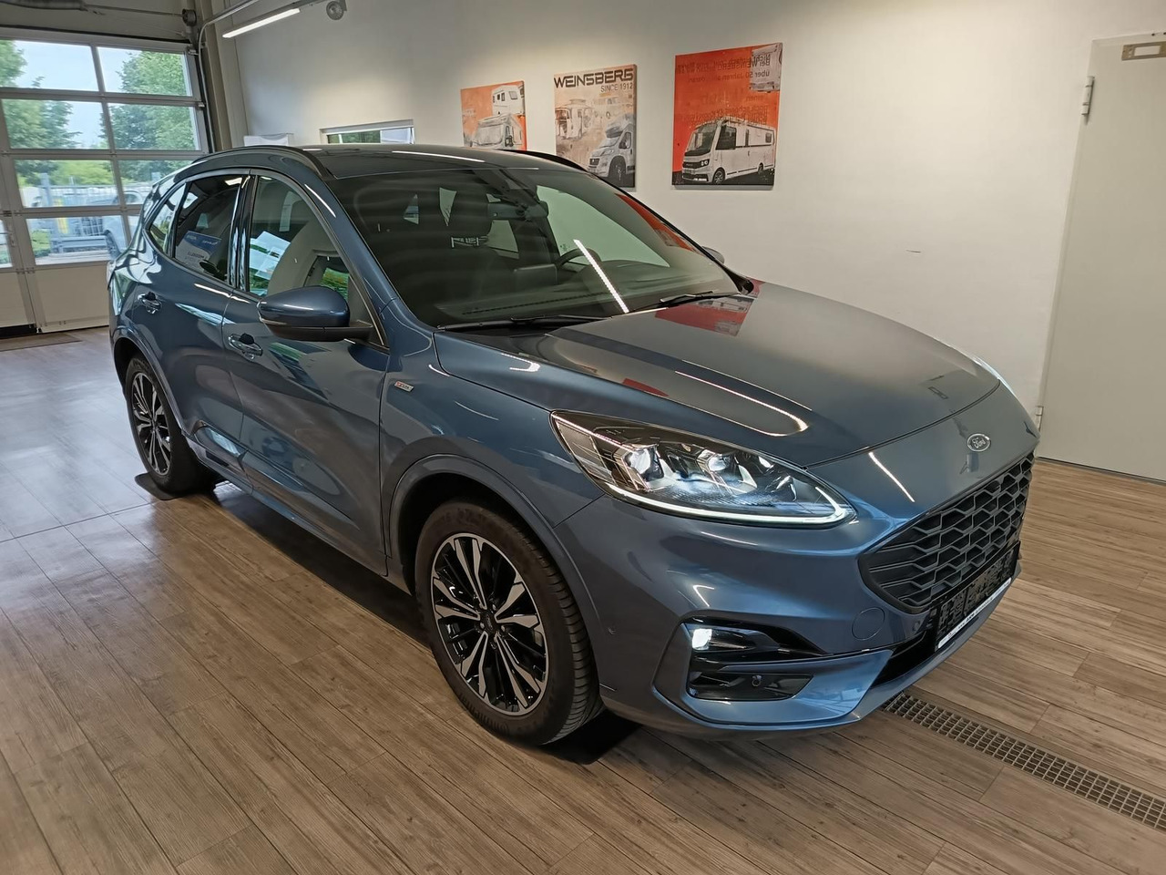 Ford Kuga ST-Line X 2,0 TDCi 4x4*AHK*NAVI*ACC*HEAD UP - SUV: picture 3 Ford Kuga ST-Line X 2,0 TDCi 4x4*AHK*NAVI*ACC*HEAD UP - SUV: picture 3