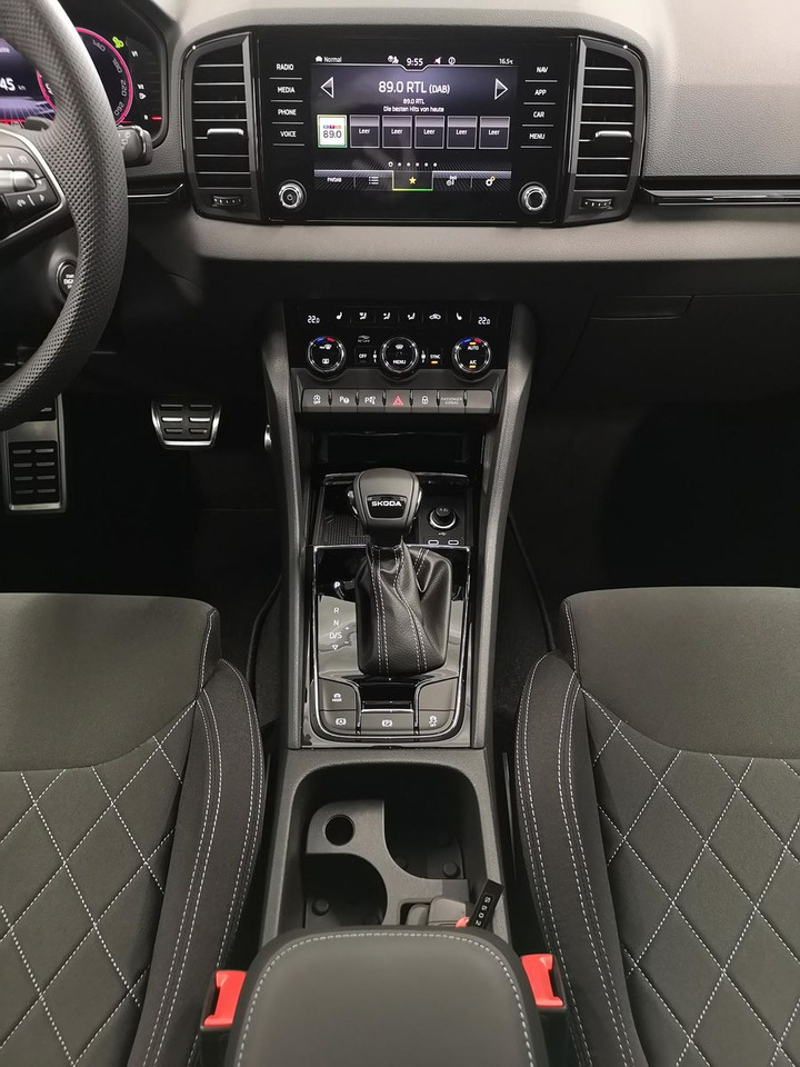 SUV Skoda Karoq Sportline 1,5 TSI DSG*AHK*360°5J.GARANTIE*: picture 10