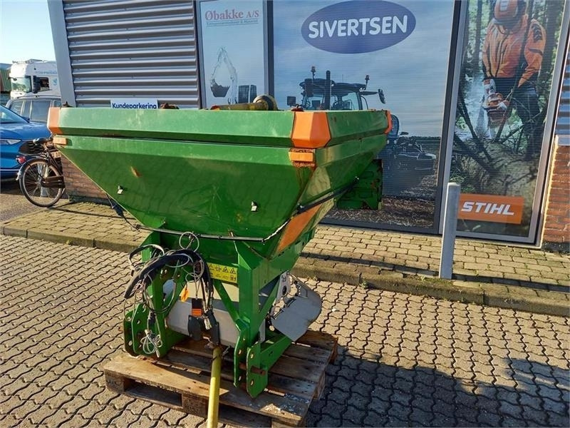 Amazone E+S 750 - Sand/ Salt spreader for Utility/ Special vehicle: picture 1 Amazone E+S 750 - Sand/ Salt spreader for Utility/ Special vehicle: picture 1