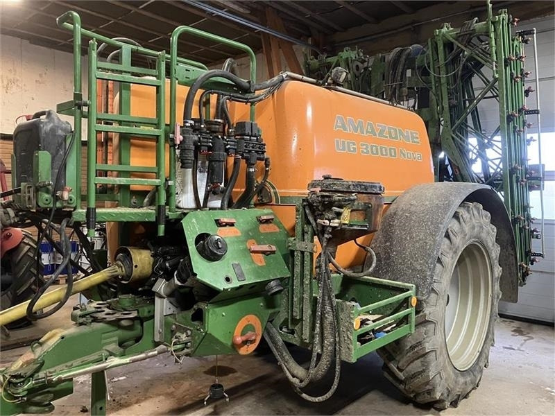 Amazone UG 3000 Nova 28m - Trailed sprayer: picture 1 Amazone UG 3000 Nova 28m - Trailed sprayer: picture 1