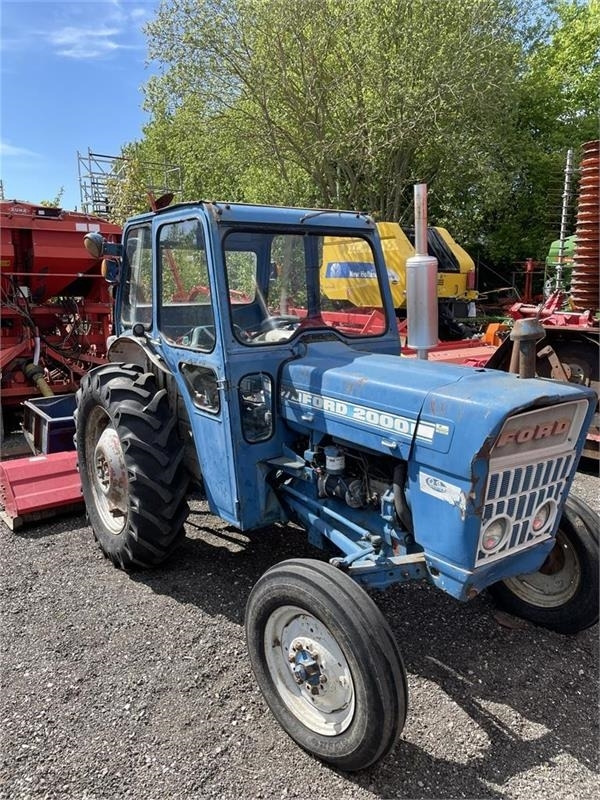 Ford 2000 - Farm tractor: picture 2 Ford 2000 - Farm tractor: picture 2
