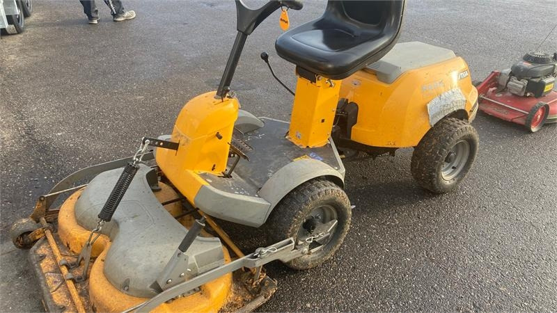 Stiga PARK COMPACT 14 HST 95 Combi - Garden mower: picture 3 Stiga PARK COMPACT 14 HST 95 Combi - Garden mower: picture 3