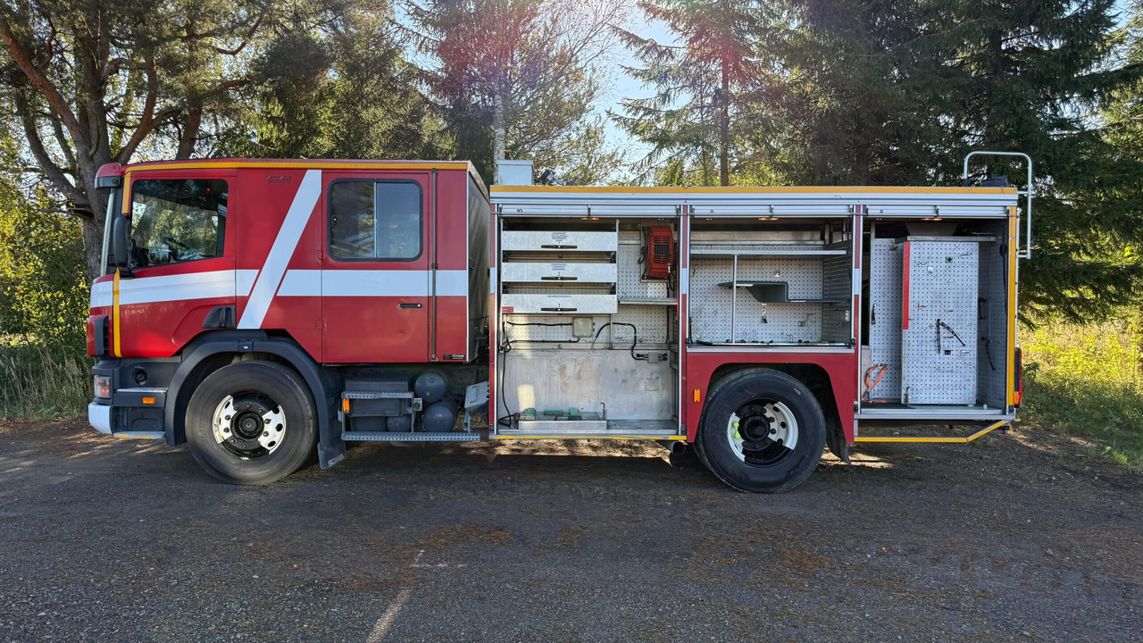 SCANIA P94 - Fire truck: picture 3 SCANIA P94 - Fire truck: picture 3