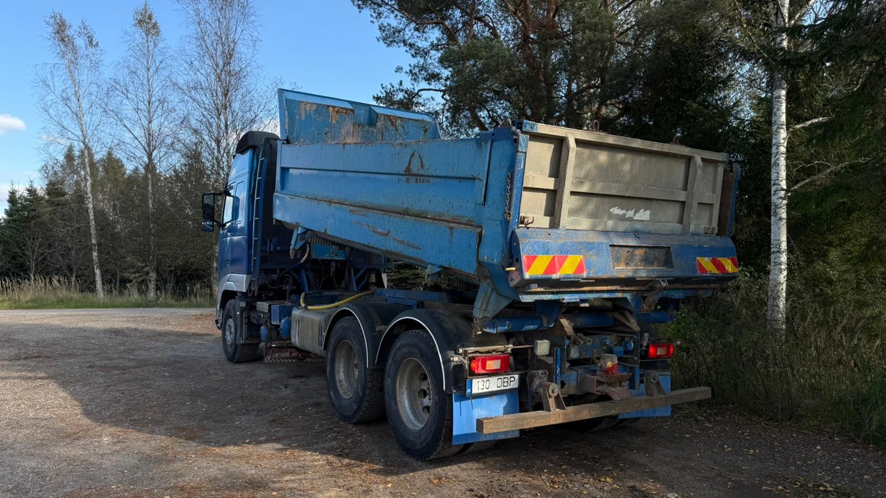 VOLVO FH12 - Tipper: picture 4 VOLVO FH12 - Tipper: picture 4