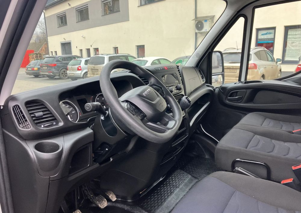 Iveco DAILY 35C16 kontener kurierka winda STAN PERFEKCYJNY - Closed box van: picture 5 Iveco DAILY 35C16 kontener kurierka winda STAN PERFEKCYJNY - Closed box van: picture 5