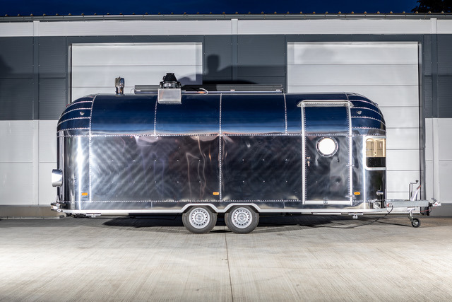 Airstream Style Mirage IN STOCK Mirage - Vending trailer: picture 4 Airstream Style Mirage IN STOCK Mirage - Vending trailer: picture 4