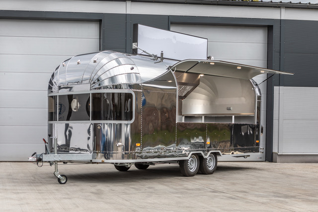Airstream Style Mirage Mirage - Vending trailer: picture 1 Airstream Style Mirage Mirage - Vending trailer: picture 1