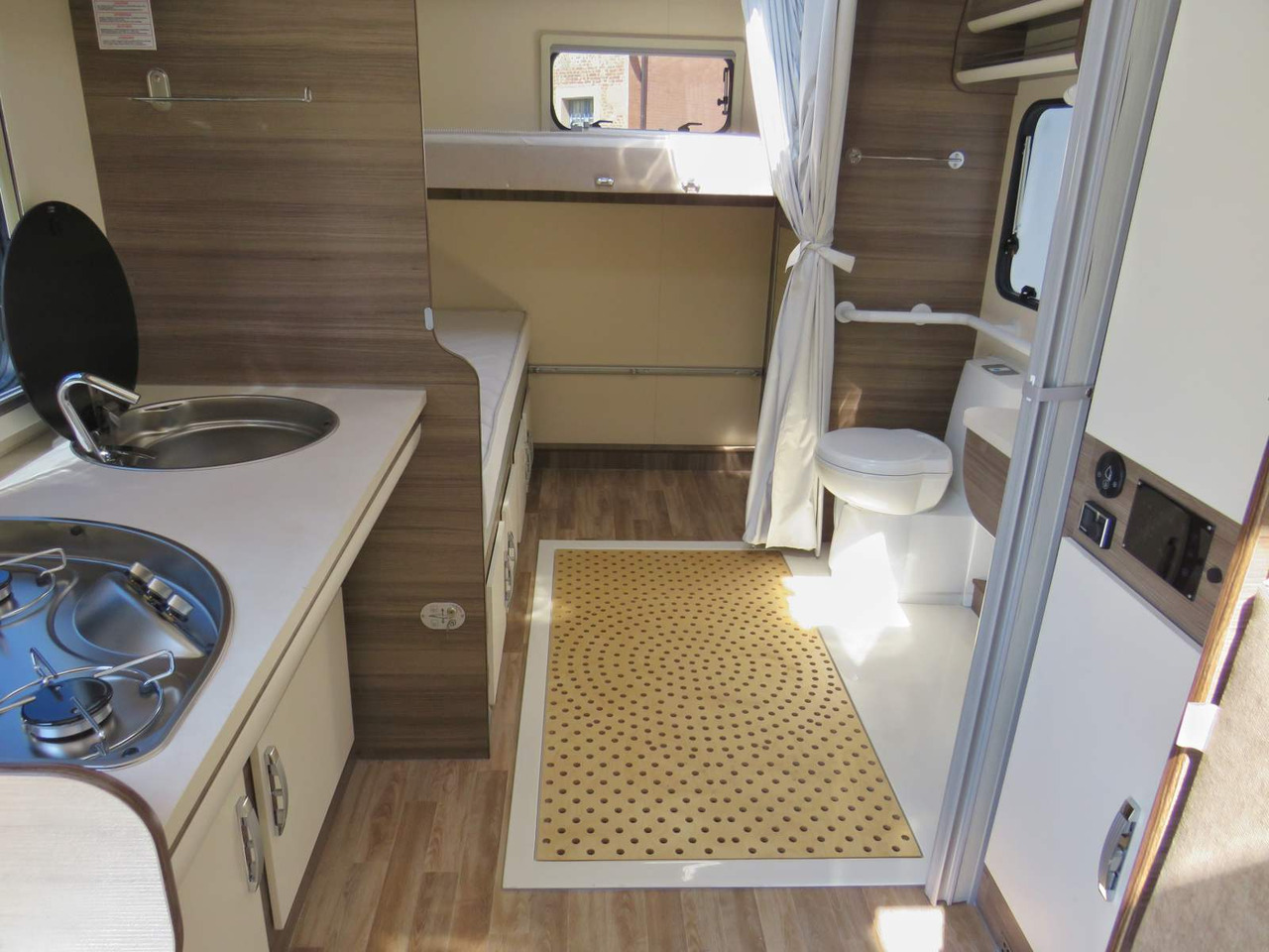 New Camper Fiat Ducato RETRACTABLE PLATFORM (300KG CAPACITY): picture 12