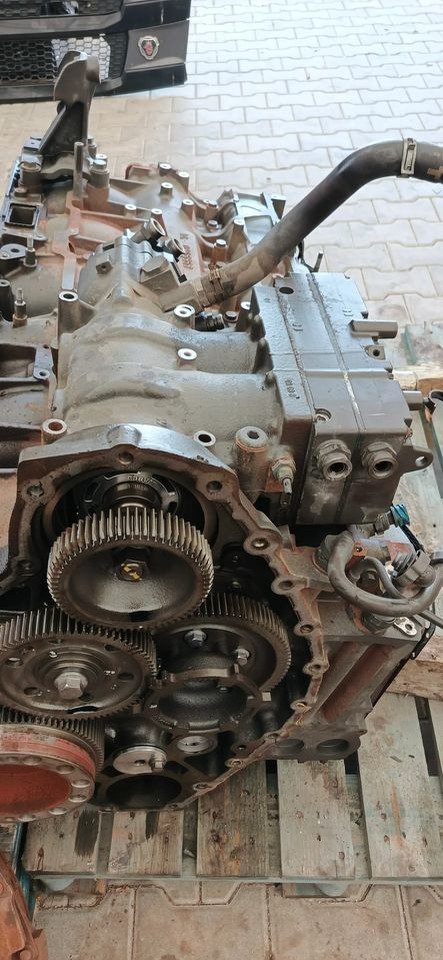 DAF XF 106 EURO 6 MX13 KOMPRESORA SPRĘŻARKA POWIETRZA 2042155 - Air brake compressor for Truck: picture 2 DAF XF 106 EURO 6 MX13 KOMPRESORA SPRĘŻARKA POWIETRZA 2042155 - Air brake compressor for Truck: picture 2