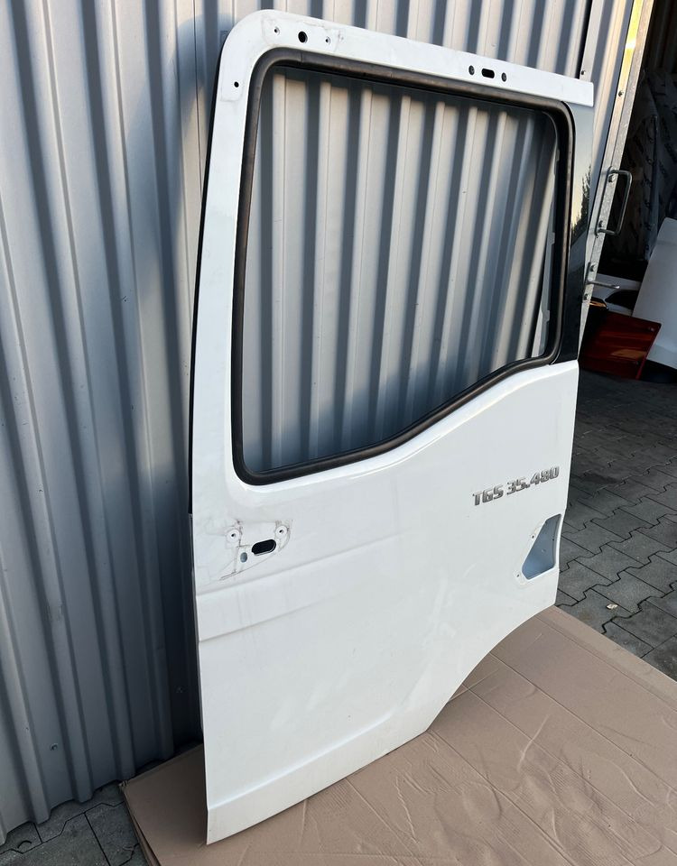 Drzwi lewe MAN TGS TG3 TGM TGL euro 6 drzwi kierowcy nowy model - Body and exterior for Truck: picture 3 Drzwi lewe MAN TGS TG3 TGM TGL euro 6 drzwi kierowcy nowy model - Body and exterior for Truck: picture 3