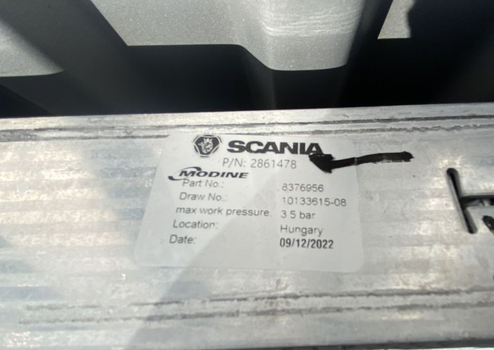 Intercooler Scania S NGS chłodnica powietrza 2022 rok 2861478 - Intercooler for Truck: picture 4 Intercooler Scania S NGS chłodnica powietrza 2022 rok 2861478 - Intercooler for Truck: picture 4