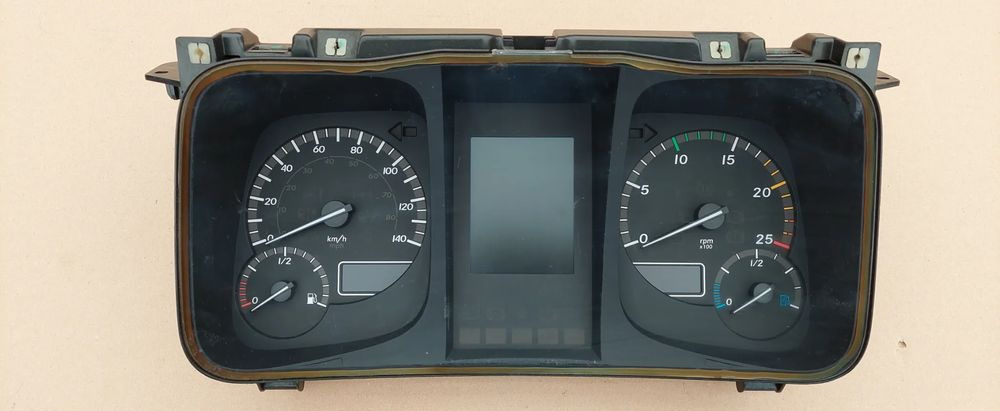 MERCEDES ACTROS MP4 LICZNIK ZEGARY - Dashboard for Truck: picture 1 MERCEDES ACTROS MP4 LICZNIK ZEGARY - Dashboard for Truck: picture 1