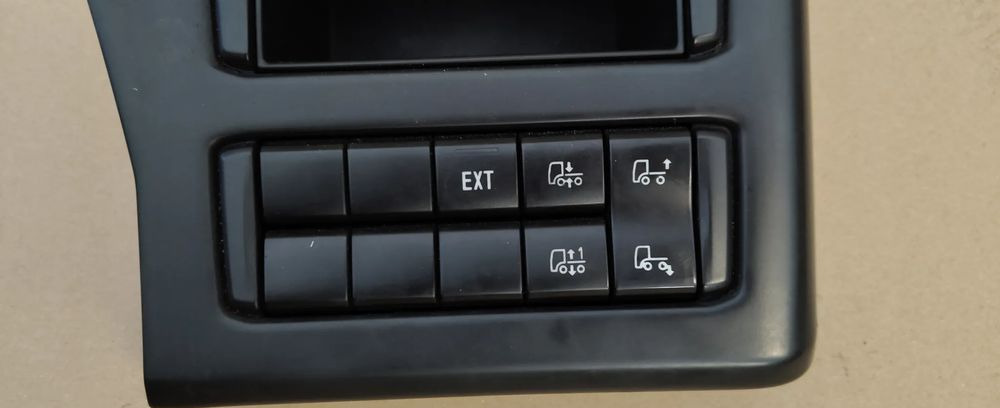 PRZYCISKI GUZIKI POKRĘTŁO SCANIA R S - Cab and interior for Truck: picture 2 PRZYCISKI GUZIKI POKRĘTŁO SCANIA R S - Cab and interior for Truck: picture 2