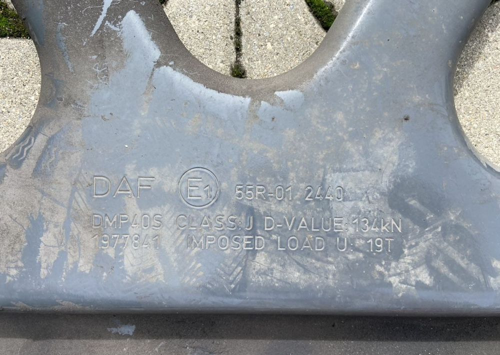 Płyta montażowa pod siodło DAF łapy Jost 150mm SK 0010056 - Fifth wheel coupling for Truck: picture 3 Płyta montażowa pod siodło DAF łapy Jost 150mm SK 0010056 - Fifth wheel coupling for Truck: picture 3