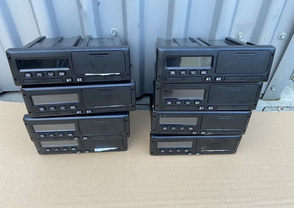 Tachograf Stoneridge MAN TGX TGS TGL TGM impulsator - Tachograph for Truck: picture 1 Tachograf Stoneridge MAN TGX TGS TGL TGM impulsator - Tachograph for Truck: picture 1