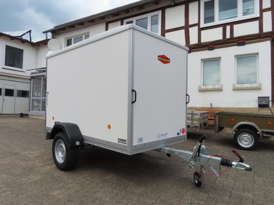 Böckmann KT 2513/135 PKW-Anhänger, Koffer, 1,35to., 100 km/h - Closed box trailer: picture 1 Böckmann KT 2513/135 PKW-Anhänger, Koffer, 1,35to., 100 km/h - Closed box trailer: picture 1