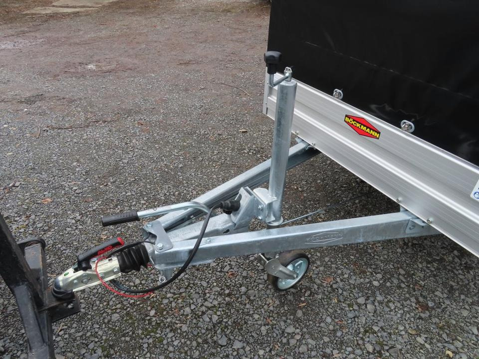 Böckmann,PKW Anhänger, 2,7 to. Plane u. Spriegel, 100 km/h - Curtainsider trailer: picture 4 Böckmann,PKW Anhänger, 2,7 to. Plane u. Spriegel, 100 km/h - Curtainsider trailer: picture 4