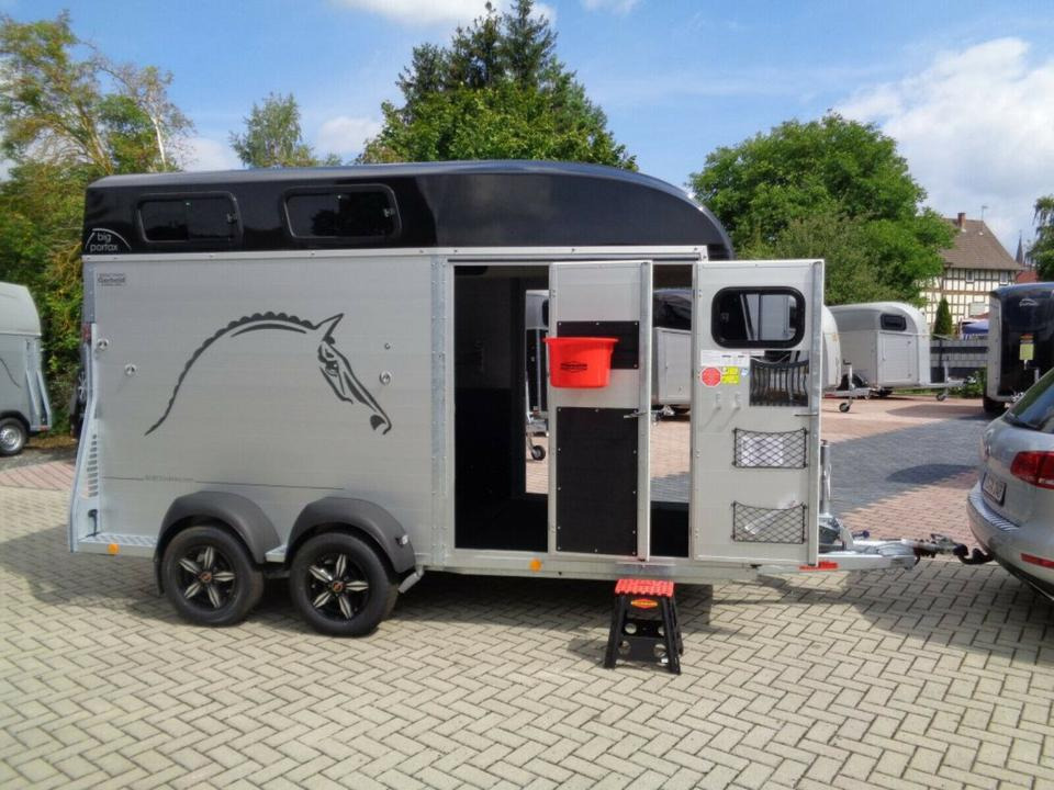 Böckmann Pferdeanhänger Big Portax WCF Videokamera - Horse trailer: picture 1 Böckmann Pferdeanhänger Big Portax WCF Videokamera - Horse trailer: picture 1